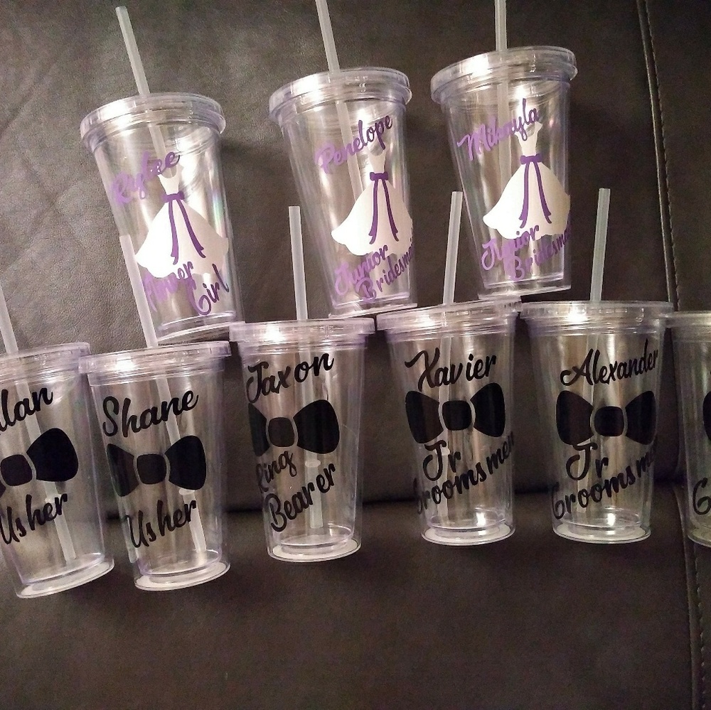 Clear tumblers with straw
